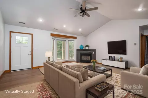 Living - 3880 Scronce Rd, Vale, NC 28168 photo 4 of 6