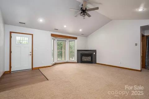 Living - 3880 Scronce Rd, Vale, NC 28168 photo 3 of 6