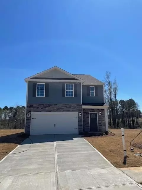 107 Windstone Common Ln, Mooresville, NC 28117
