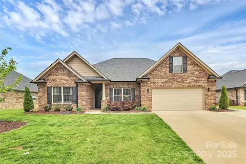 5315 Sustar Dr, Monroe, NC 28110