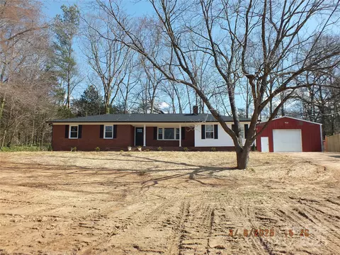 2739 Great Falls Hwy, Lancaster, SC 29720
