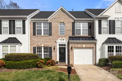 12031 Windy Rock 1002 Way #1002, Charlotte, NC 28273