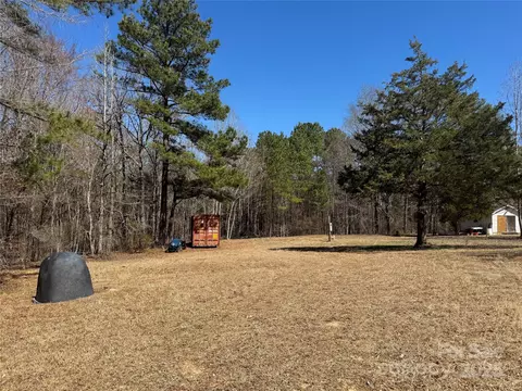 898 Mountain Lakes Rd, Chester, SC 29706