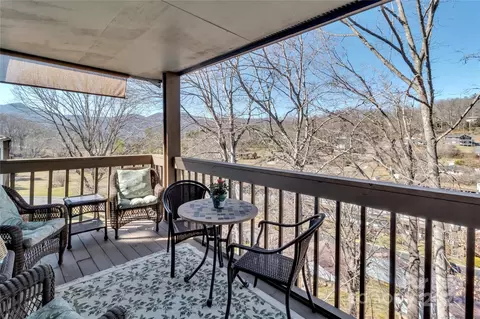 87 Willow C-9 Rd #C-9, Waynesville, NC 28786