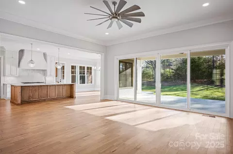 Living - 810 Martingale Ln, Davidson, NC 28036 photo 1 of 3