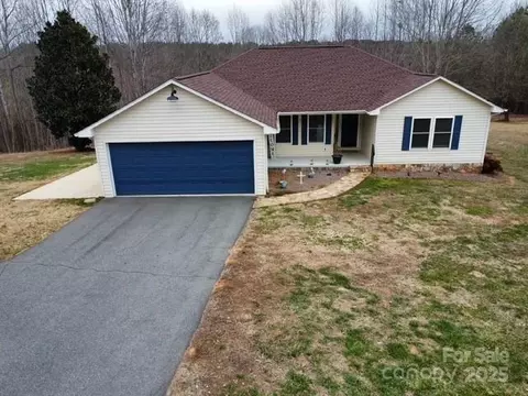155 Rivercliff Dr, Stony Point, NC 28678