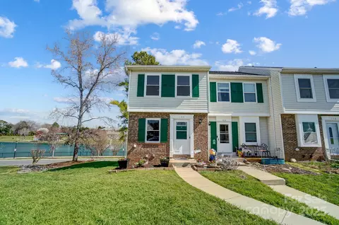 130 Water Oak Dr, Pineville, NC 28134