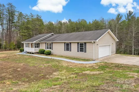 3655 Grandview Dr, Morganton, NC 28655