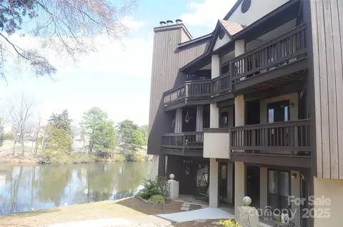 8149 Cedar Glen 8149 Dr #8149, Charlotte, NC 28212