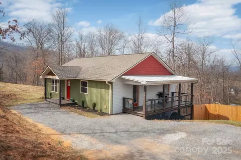 75 Dry Rdg, Canton, NC 28716