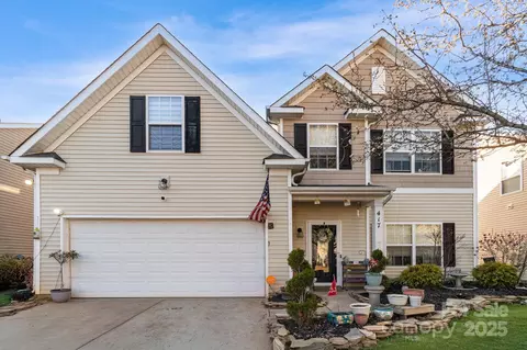 417 Galesburg Dr, Monroe, NC 28110
