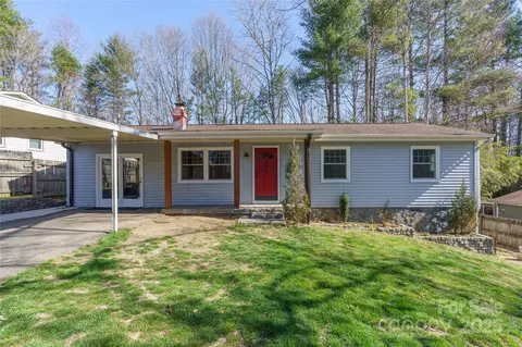 294 Timberlane Dr, Etowah, NC 28729