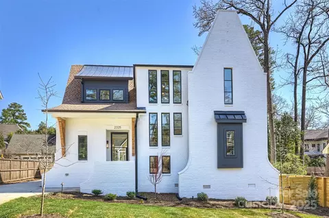 2325 Winthrop Ave, Charlotte, NC 28203