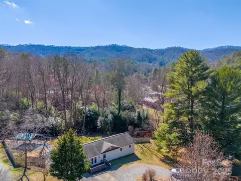 View/Area - 72 S Woods Dr, Sylva, NC 28779 photo 3 of 4