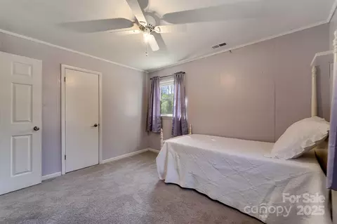 Bedroom - 72 S Woods Dr, Sylva, NC 28779 photo 4 of 6
