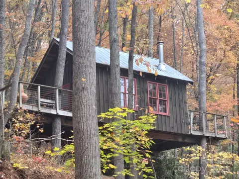 232 Cabe Rd, Sylva, NC 28779