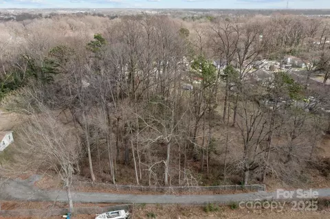 2326 Custer St, Charlotte, NC 28216
