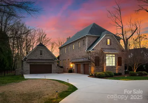 5824 Preston Ln, Charlotte, NC 28270