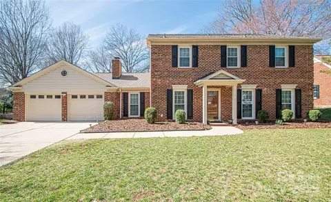 6411 Boykin Spaniel Rd, Charlotte, NC 28277