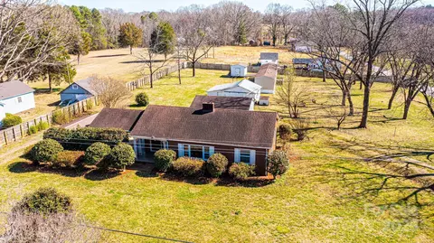 2375 E Nc 10 Hwy, Conover, NC 28613 photo 3