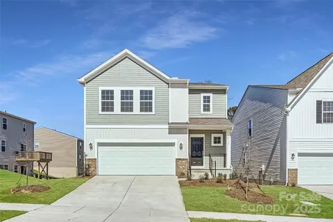 10115 Chatham Run Ln, Charlotte, NC 28262