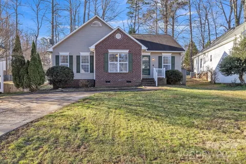 306 Chinaberry Dr, China Grove, NC 28023