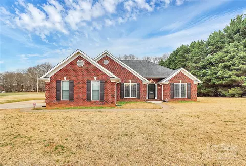 13930 Thompson Rd, Mint Hill, NC 28227