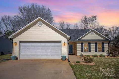 839 Prestwick Dr, Rock Hill, SC 29730