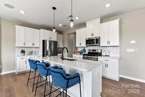 15212 Caspian Way, Charlotte, NC 28278