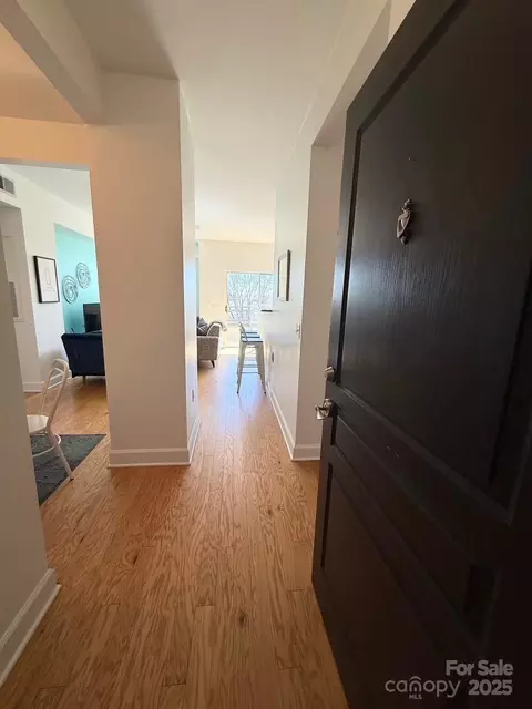 1315 E 328 Blvd #328, Charlotte, NC 28203