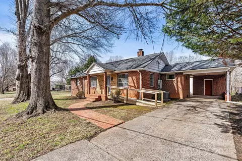 1407 17th Ne Ave NE, Hickory, NC 28601