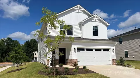 805 Blue Canyon Dr, York, SC 29745