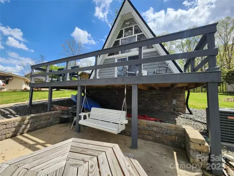 120 Ole Point Ln, Salisbury, NC 28146