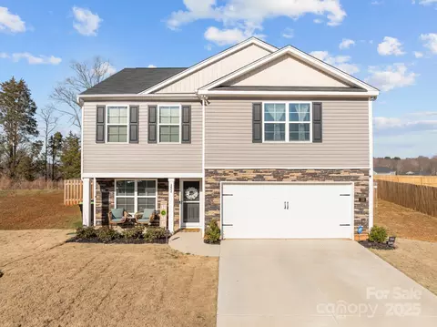 152 Emma Ct, Lexington, NC 27295