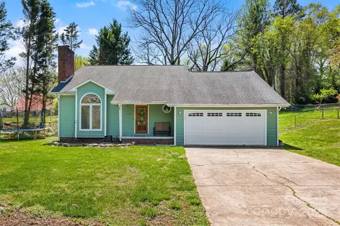 1114 Woodbine Ne Pl NE, Lenoir, NC 28645