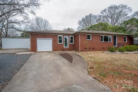 1303 Armstrong Rd, Belmont, NC 28012