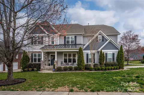 8941 Vickery Ln, Harrisburg, NC 28075