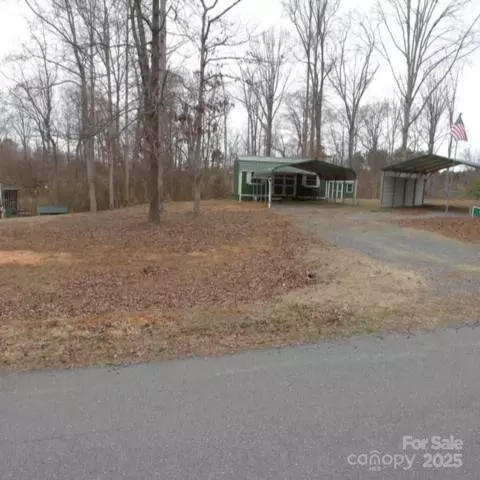 152 Oak Tree 142 Dr #142, Mocksville, NC 27028