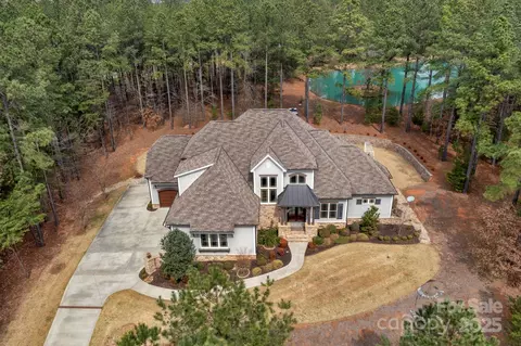 4009 Beechwood Spring Ln, Belmont, NC 28012