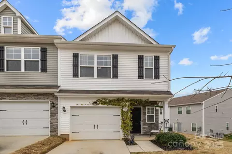 7217 Somerford Rd, Charlotte, NC 28215