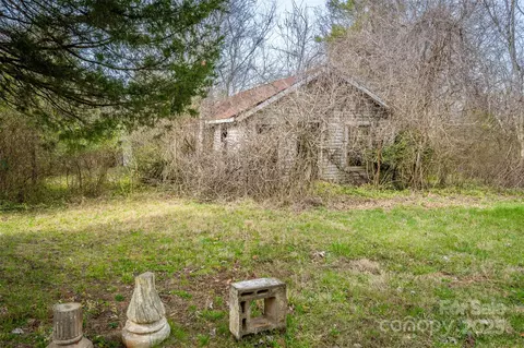 141 Rosalind Ln, Statesville, NC 28677