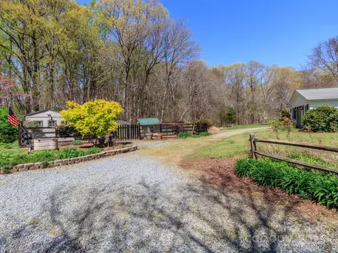 17109 Cabarrus Rd, Midland, NC 28107 photo 6
