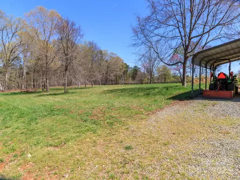17109 Cabarrus Rd, Midland, NC 28107 photo 10