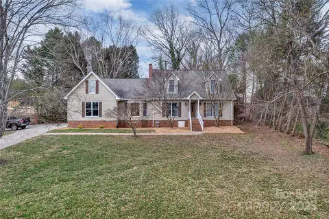 2201 Holly Ln, Shelby, NC 28150