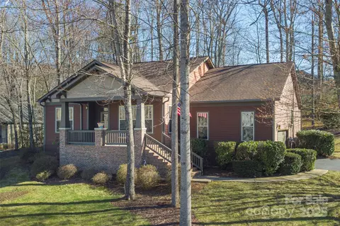 4 Grey Goose Ct, Biltmore Lake, NC 28715