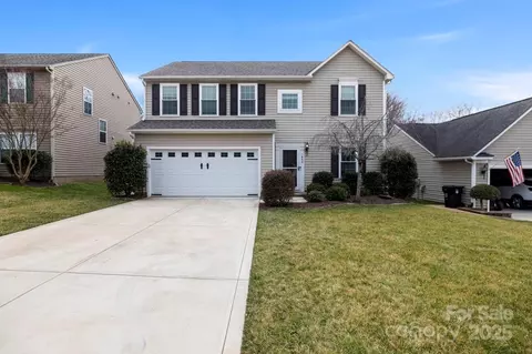 1432 Astoria Nw Ln NW, Concord, NC 28027