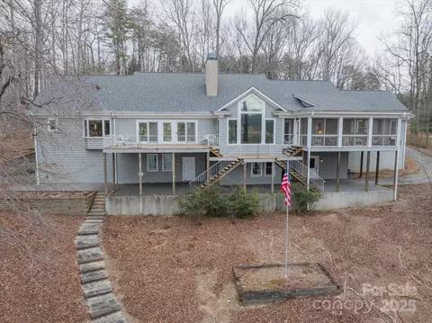 98 Fox Trl, Tryon, NC 28782