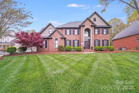 3716 Drayton Hall Ln, Charlotte, NC 28270