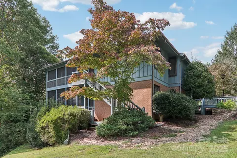 3503 Mountain Top Way, Hendersonville, NC 28739
