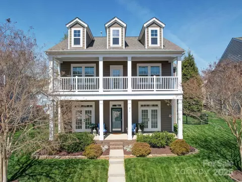 371 Montibello Dr, Mooresville, NC 28117